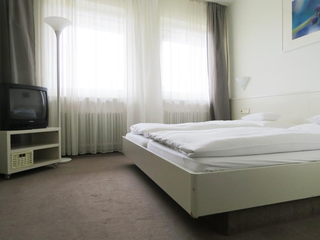 Hotel & Restaurant Die Linde Wangen  Rum bild