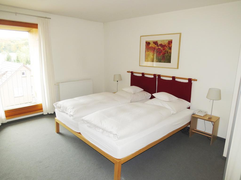 Hotel & Restaurant Die Linde Wangen  Rum bild
