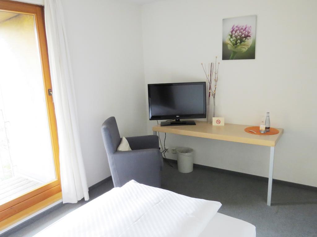 Hotel & Restaurant Die Linde Wangen  Rum bild