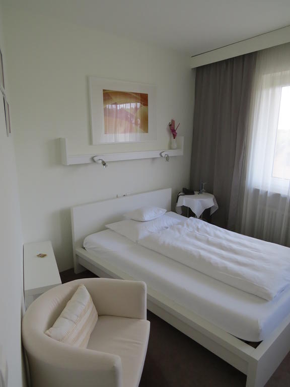 Hotel & Restaurant Die Linde Wangen  Rum bild